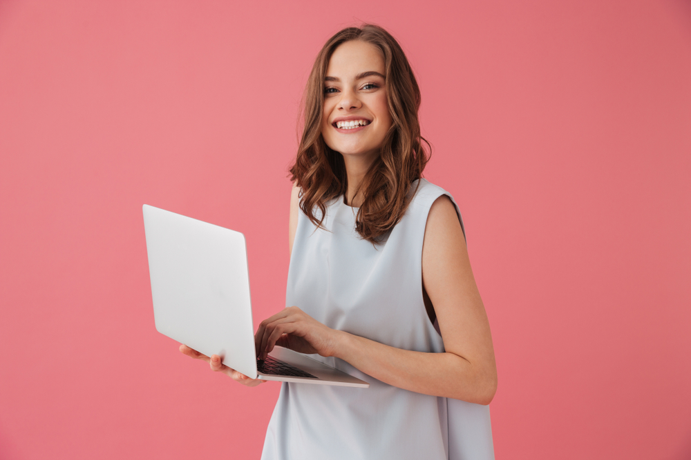 Top 5 Reasons Your Company Should Have a Merchloop Online Swag Store